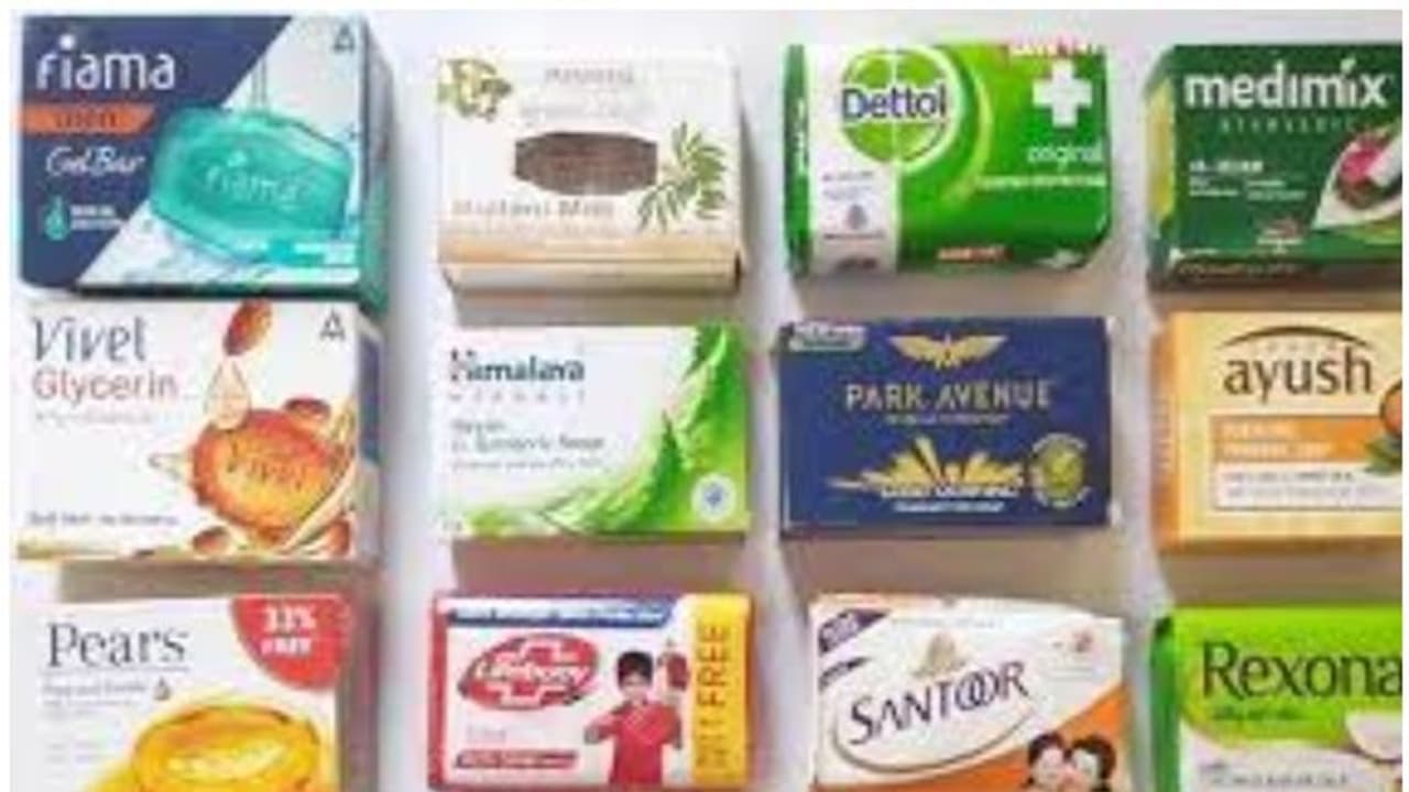 Soap Price Hikes: సబ్బుల ధరలు మరింత ప్రియం.. రేట్లు ఎంత పెరుగుతున్నాయో తెలుసా..? Soap Price Hikes: సబ్బుల ధరలు మరింత ప్రియం.. రేట్లు ఎంత పెరుగుతున్నాయో తెలుసా..?