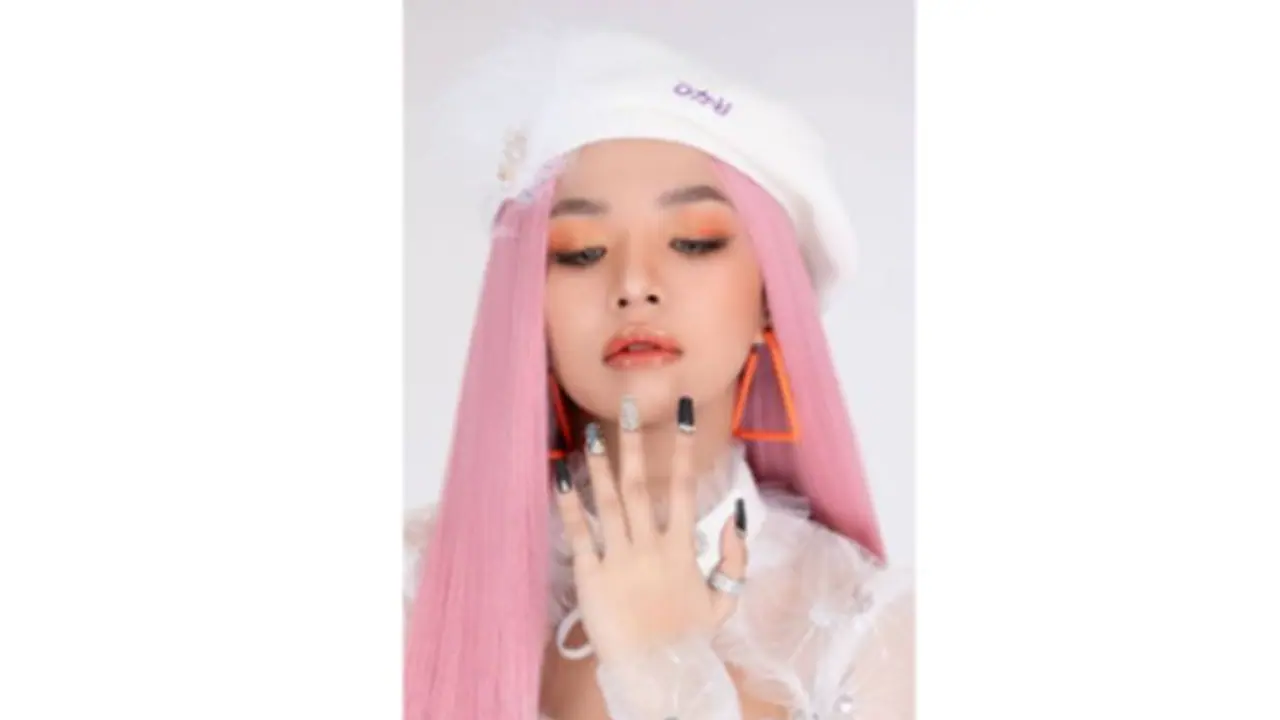 Official MV released of the Global sensational song "Are You Okay?" Official MV released of the Global sensational song "Are You Okay?"