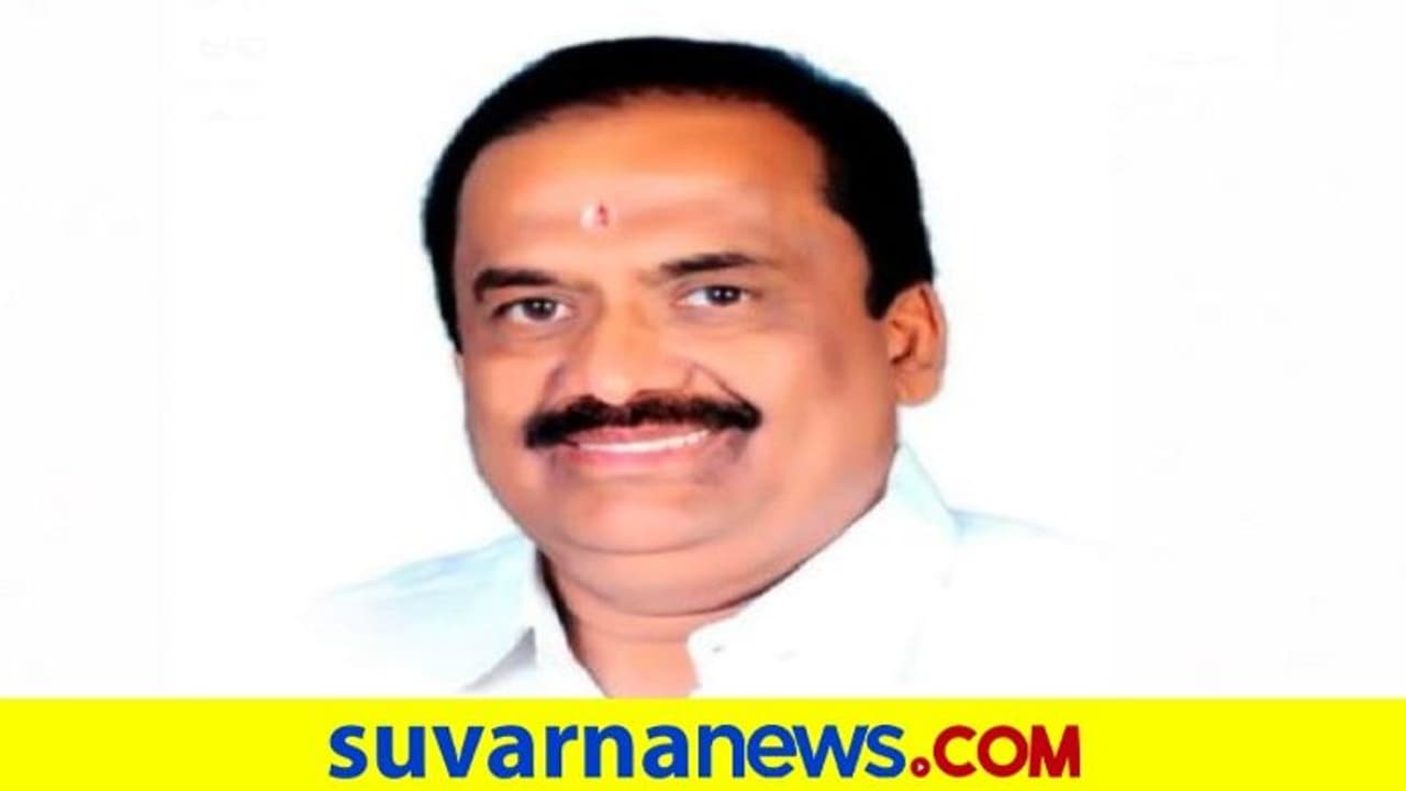 ಮಾಜಿ ಕಾರ್ಪೊರೇಟರ್​​ ಆತ್ಮಹತ್ಯೆಗೆ ಶರಣು, ಮನೆಯೊಂದರಲ್ಲಿ ಯುವತಿ ಯುವಕನ ಶವ ಪತ್ತೆ