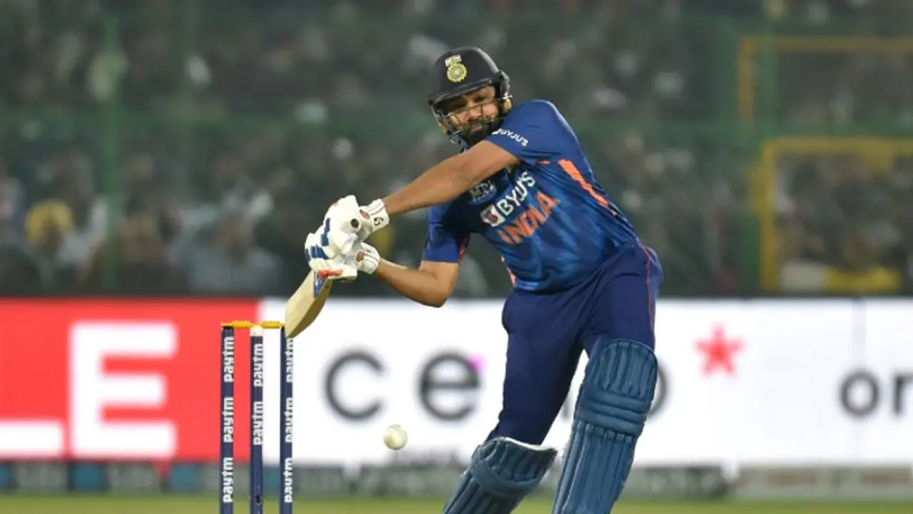 IND vs NZ: 'हिटमैन' रोहित शर्मा ने रचा इतिहास, ऐसा रिकॉर्ड बनाया जो आज तक कोई भारतीय खिलाड़ी नहीं बना पाया... IND vs NZ: 'हिटमैन' रोहित शर्मा ने रचा इतिहास, ऐसा रिकॉर्ड बनाया जो आज तक कोई भारतीय खिलाड़ी नहीं बना पाया...