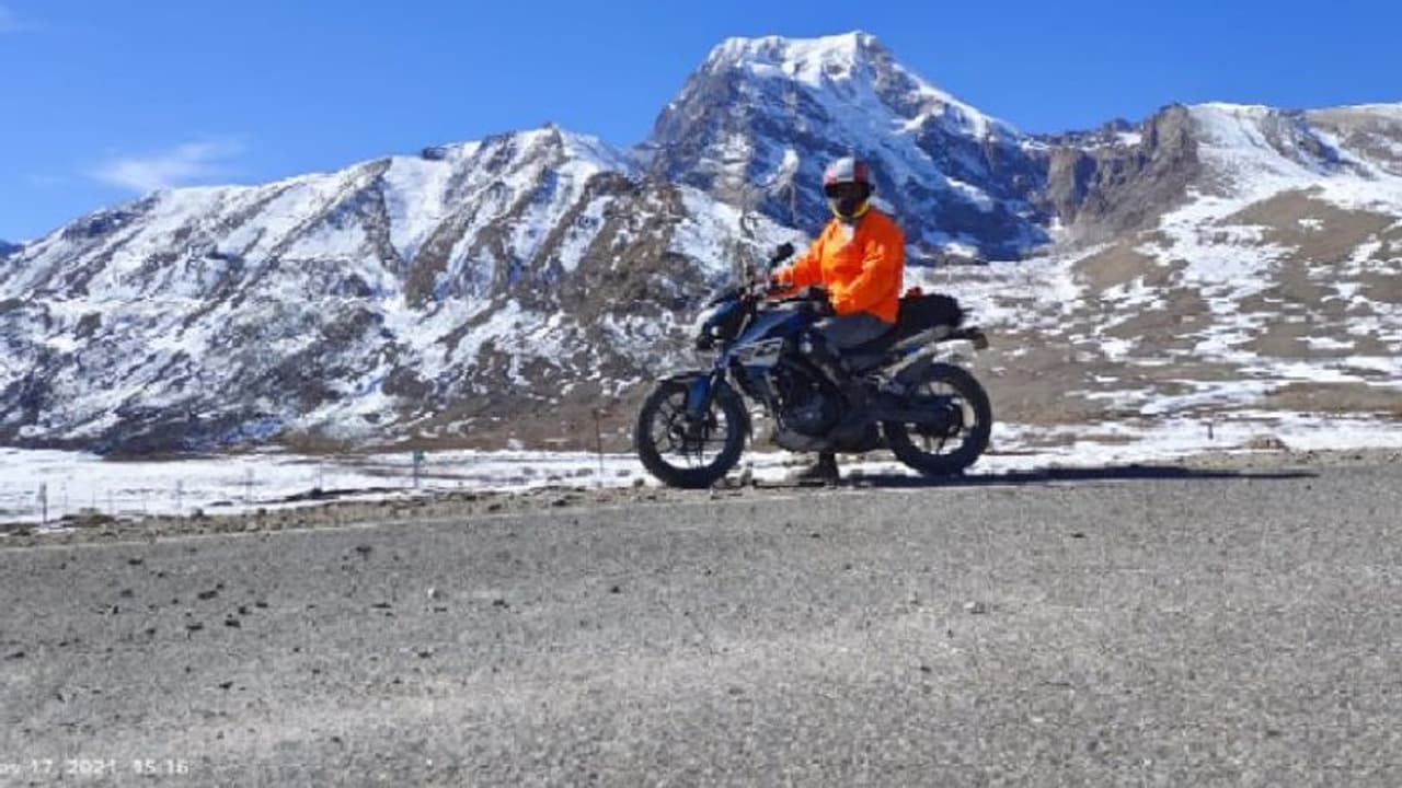 Sikkim Trip বিশ্বের অন্যতম উঁচু লেক অভিযান,স্বপ্ন সফল বাংলার যুবকের Sikkim Trip বিশ্বের অন্যতম উঁচু লেক অভিযান,স্বপ্ন সফল বাংলার যুবকের