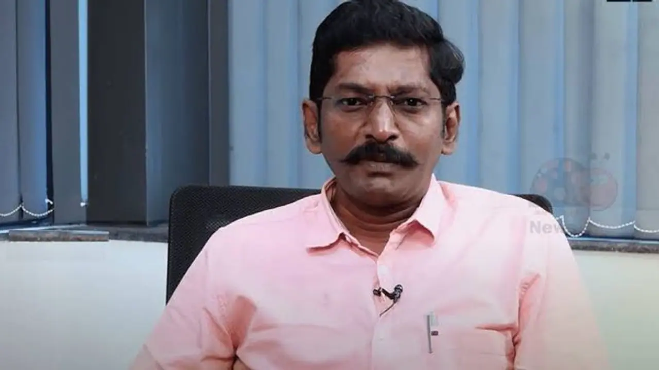 ராமதாஸ் அடாவடித்தனம் பண்ணாதீங்க.. சூர்யாவை சீண்டாதிங்க.. பாமகவை டார் டாராக கிழித்த சவுக்கு சங்கர். ராமதாஸ் அடாவடித்தனம் பண்ணாதீங்க.. சூர்யாவை சீண்டாதிங்க.. பாமகவை டார் டாராக கிழித்த சவுக்கு சங்கர்.