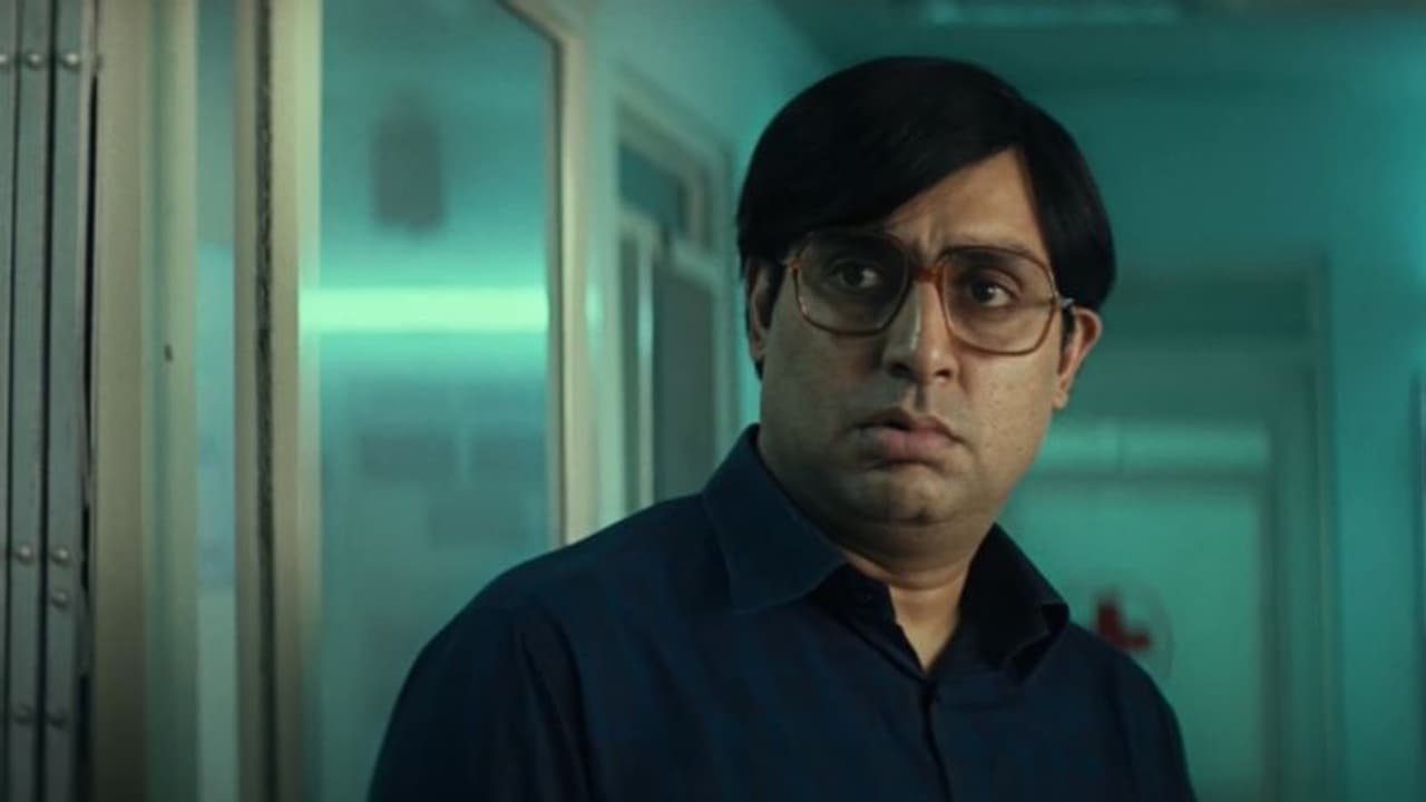 Bob Biswas Trailer | 'ഓര്മ്മനഷ്ടം സംഭവിച്ച കൊലയാളി'; അമ്പരപ്പിക്കാന് അഭിഷേക്; 'ബോബ് ബിശ്വാസ്' ട്രെയ്ലര് Bob Biswas Trailer | 'ഓര്മ്മനഷ്ടം സംഭവിച്ച കൊലയാളി'; അമ്പരപ്പിക്കാന് അഭിഷേക്; 'ബോബ് ബിശ്വാസ്' ട്രെയ്ലര്