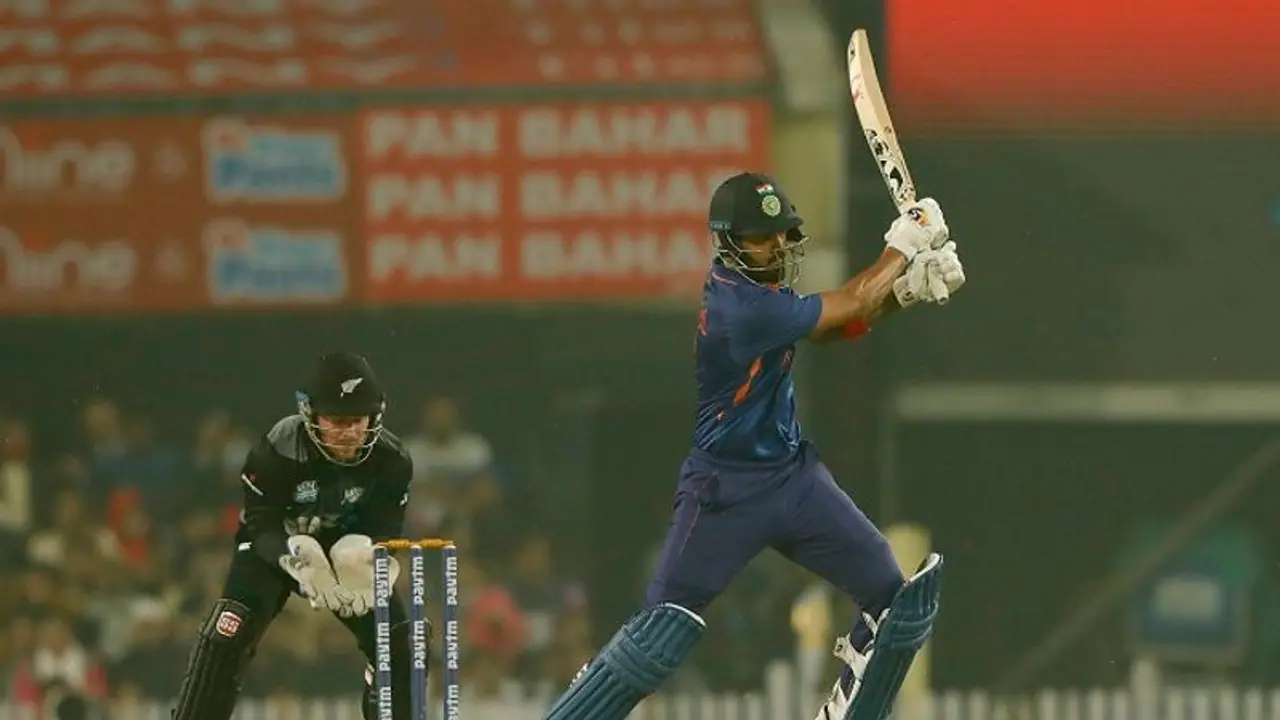 IND vs NZ T20:ಕಿವೀಸ್ ವಿರುದ್ಧ ಭಾರತಕ್ಕೆ 7 ವಿಕೆಟ್ ಗೆಲುವು, ಸರಣಿ ಗೆದ್ದ ರೋಹಿತ್ ಸೈನ್ಯ! IND vs NZ T20:ಕಿವೀಸ್ ವಿರುದ್ಧ ಭಾರತಕ್ಕೆ 7 ವಿಕೆಟ್ ಗೆಲುವು, ಸರಣಿ ಗೆದ್ದ ರೋಹಿತ್ ಸೈನ್ಯ!