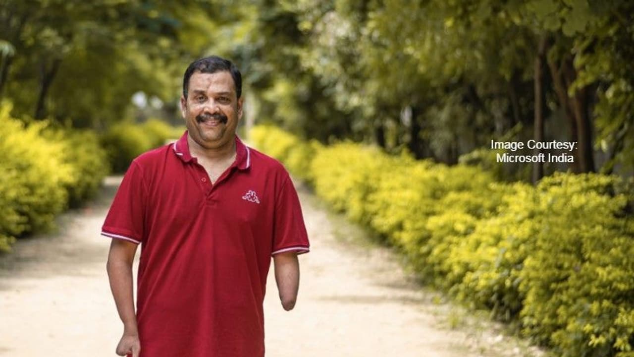 Positive Story|12 വയസ്സില് കൈമുട്ടിനുതാഴെ മുറിച്ചു, എന്നിട്ടും തളരാതെ ഉയരങ്ങള് താണ്ടി ബിജു! Positive Story|12 വയസ്സില് കൈമുട്ടിനുതാഴെ മുറിച്ചു, എന്നിട്ടും തളരാതെ ഉയരങ്ങള് താണ്ടി ബിജു!