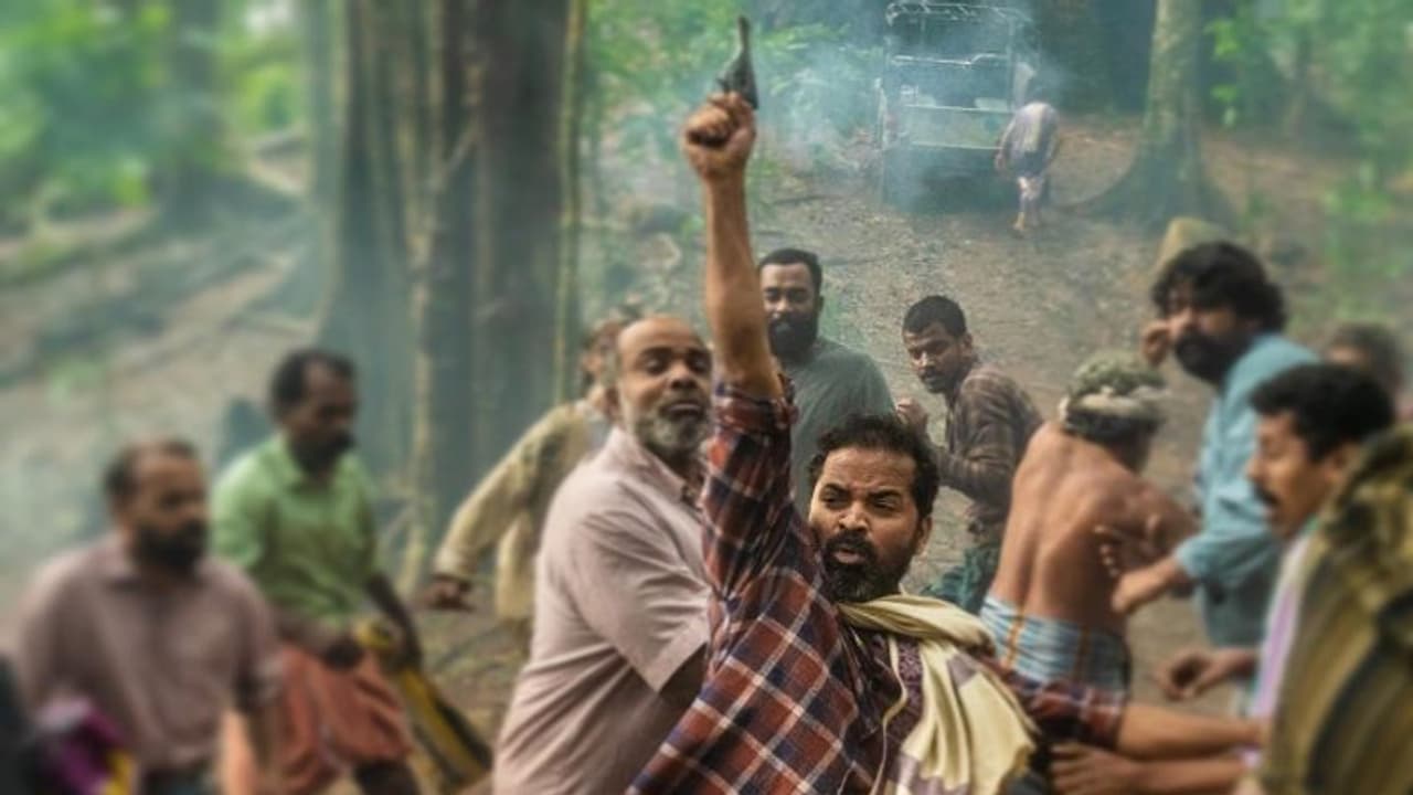 Churuli |'ചുരുളി'; ലിജോയ്ക്കും ജോജുവിനുമെതിരെ കേസ് എടുക്കണമെന്ന് മുഖ്യമന്ത്രിക്ക് കോണ്ഗ്രസ് നേതാവിന്റെ കത്ത് Churuli |'ചുരുളി'; ലിജോയ്ക്കും ജോജുവിനുമെതിരെ കേസ് എടുക്കണമെന്ന് മുഖ്യമന്ത്രിക്ക് കോണ്ഗ്രസ് നേതാവിന്റെ കത്ത്