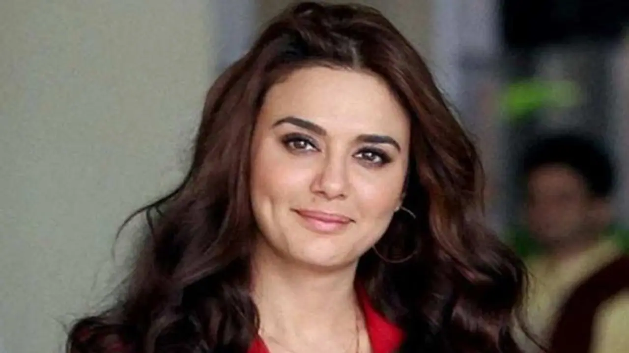 दोबारा सिल्वर स्क्रीन पर छाने के लिए तैयार Preity Zinta, इस खास रोल से कर रही बड़े पर्दे पर वापसी दोबारा सिल्वर स्क्रीन पर छाने के लिए तैयार Preity Zinta, इस खास रोल से कर रही बड़े पर्दे पर वापसी