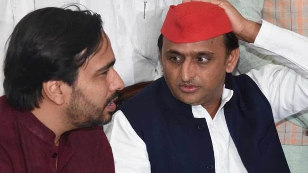 UP Elections 2022: सपा RLD गठबंधन में फंसा पेंच, अखिलेश के ऑफर से जयंत को ऐतराज, सीट बंटवारे पर नहीं बनी बात UP Elections 2022: सपा RLD गठबंधन में फंसा पेंच, अखिलेश के ऑफर से जयंत को ऐतराज, सीट बंटवारे पर नहीं बनी बात