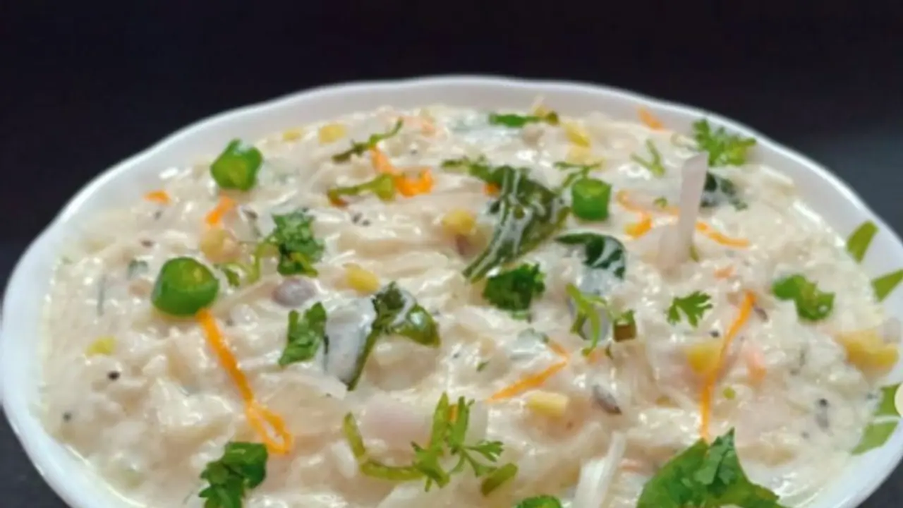 ফ্রিজে বাসি ভাত থাকলে ফেলবেন না, রইল দারুণ সুস্বাদু রেসিপির খোঁজ ফ্রিজে বাসি ভাত থাকলে ফেলবেন না, রইল দারুণ সুস্বাদু রেসিপির খোঁজ