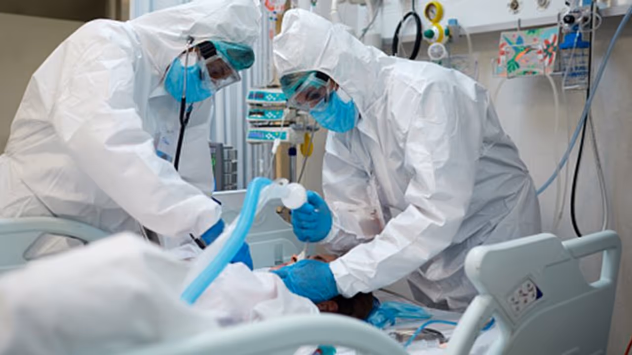 '8 बार मरने के बाद जिंदा हुई..' उस लड़की की कहानी, जो हर बार मौत को मात देकर बच निकलती है '8 बार मरने के बाद जिंदा हुई..' उस लड़की की कहानी, जो हर बार मौत को मात देकर बच निकलती है