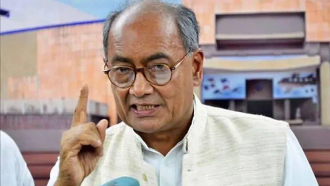 'मैं आ रहा हूं आपके घर दम हो तो मेरे घुटने तोड़ना', Digvijay Singh ने दिया BJP विधायक को खुला चैलेंज 'मैं आ रहा हूं आपके घर दम हो तो मेरे घुटने तोड़ना', Digvijay Singh ने दिया BJP विधायक को खुला चैलेंज