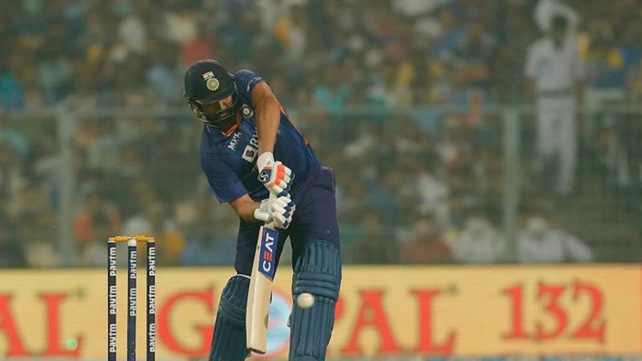 INDvNZ| തുടക്കവും ഒടുക്കവും വെടിക്കെട്ട്; ഇന്ത്യക്കെതിരെ കിവീസിന് കൂറ്റന് വിജയലക്ഷ്യം INDvNZ| തുടക്കവും ഒടുക്കവും വെടിക്കെട്ട്; ഇന്ത്യക്കെതിരെ കിവീസിന് കൂറ്റന് വിജയലക്ഷ്യം