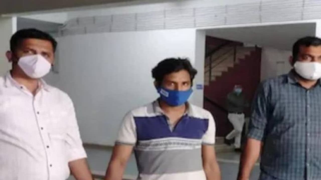 കളവ് നടത്തണമെങ്കിൽ 10 കിലോ ശരീരഭാരം കുറയ്ക്കണം, കള്ളൻ പോയത് അതികഠിനമായ ഡയറ്റിലേക്ക്...