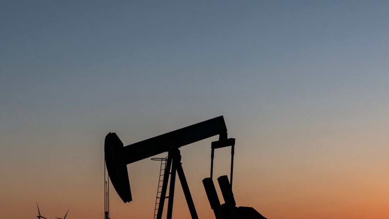 Russia, Ukraine crisis impact: Crude oil price crosses $116 per barrel Russia, Ukraine crisis impact: Crude oil price crosses $116 per barrel