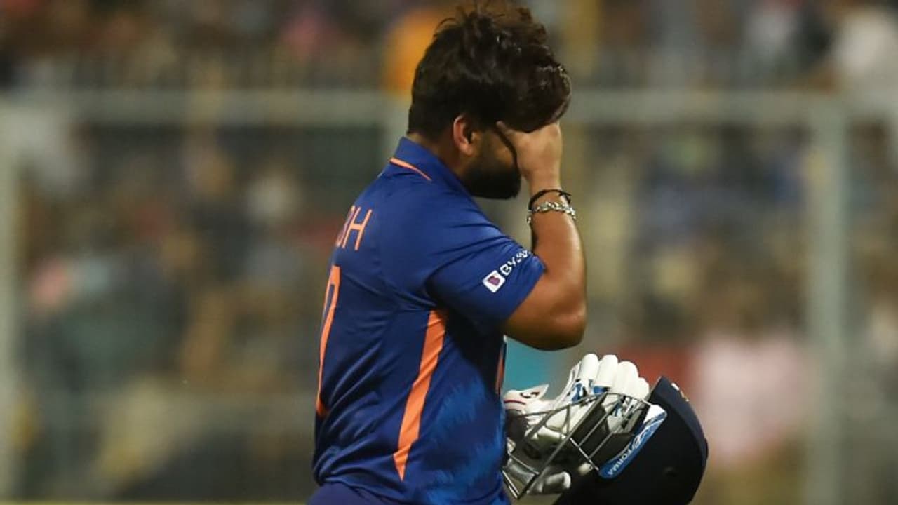 IND vs WI : റിഷഭ് പന്ത് കണ്ട് പഠിക്കേണ്ടത് കിഷനെയാണ്; വിക്കറ്റ് കീപ്പര്‍ക്കെതിരെ വിമര്‍ശനവുമായി പൊള്ളോക്ക്