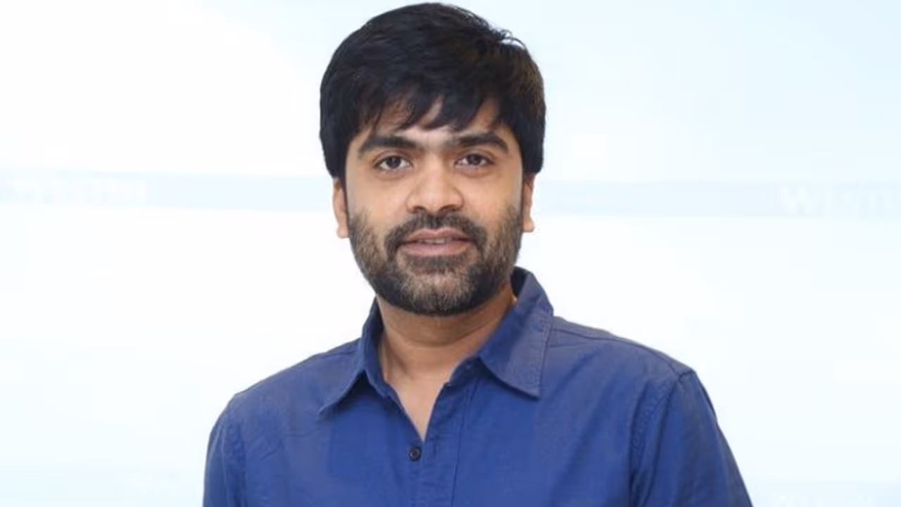 Simbu: உங்கள் அன்பிற்குள் நான் அடங்கி மகிழ்கிறேன்... 'மாநாடு' வெற்றிக்கு நன்றி தெரிவித்த சிம்பு!