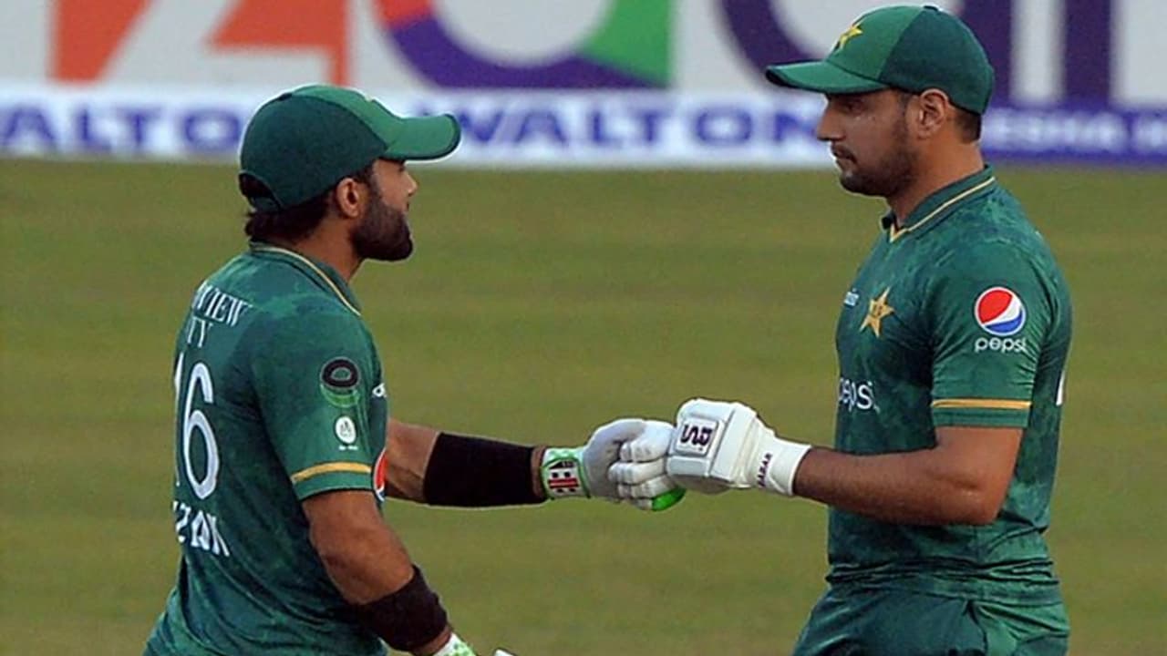 Bangladesh vs Pakistan கடைசி பந்தில் த்ரில் வெற்றி! வங்கதேசத்தை ஒயிட்வாஷ் செய்து டி20 தொடரை வென்றது பாகிஸ்தான் Bangladesh vs Pakistan கடைசி பந்தில் த்ரில் வெற்றி! வங்கதேசத்தை ஒயிட்வாஷ் செய்து டி20 தொடரை வென்றது பாகிஸ்தான்