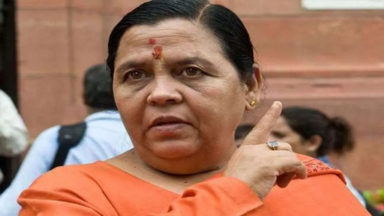 PM Modi के कृषि कानून वापसी फैसले पर Uma Bharati हैरान, बोलीं प्रधानमंत्री ने जो कहा वो बहुत व्यथित कर गया