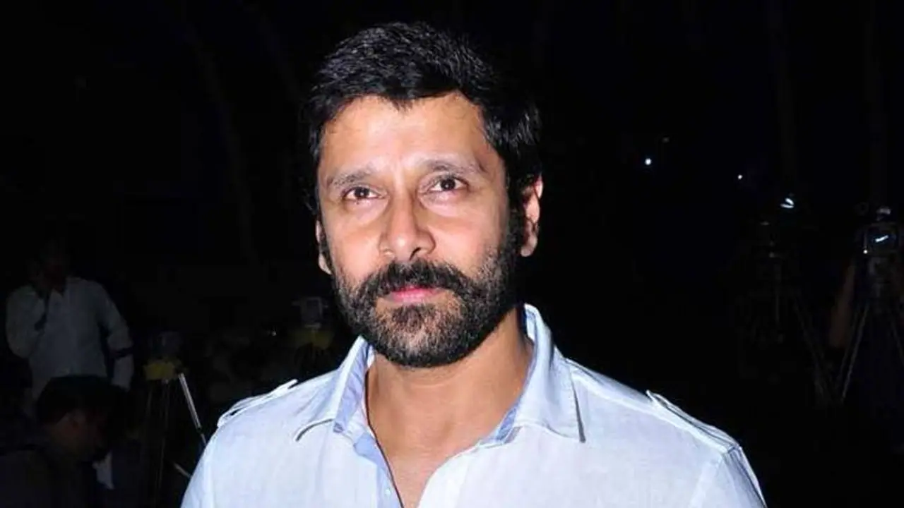 Chiyaan vikram: நீண்ட நாள் கனவு நனவானது... பிரபல பாடகி உடனான சந்திப்பு குறித்து விக்ரம் நெகிழ்ச்சி Chiyaan vikram: நீண்ட நாள் கனவு நனவானது... பிரபல பாடகி உடனான சந்திப்பு குறித்து விக்ரம் நெகிழ்ச்சி