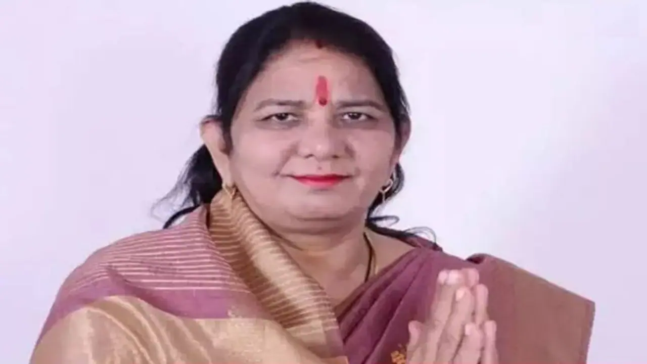 Rajasthan: रिश्वत लेने के 2 केस: बूंदी में सरपंच, VDO और अलवर में नगर परिषद सभापति बेटे समेत पकड़ीं Rajasthan: रिश्वत लेने के 2 केस: बूंदी में सरपंच, VDO और अलवर में नगर परिषद सभापति बेटे समेत पकड़ीं