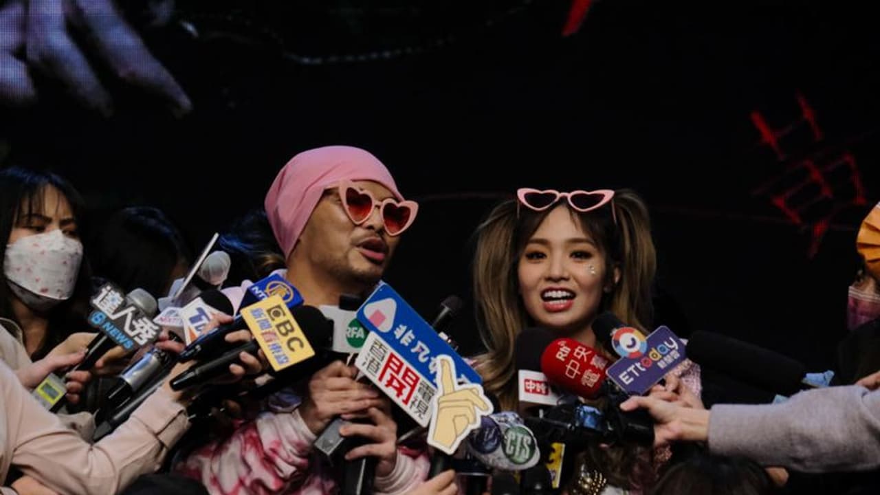 China| സൈബര് സഖാക്കളെയും ചങ്കിലെ ചൈനയെയും ട്രോളി; വൈറല് ഗാനത്തില് വിരണ്ട് ചൈന China| സൈബര് സഖാക്കളെയും ചങ്കിലെ ചൈനയെയും ട്രോളി; വൈറല് ഗാനത്തില് വിരണ്ട് ചൈന