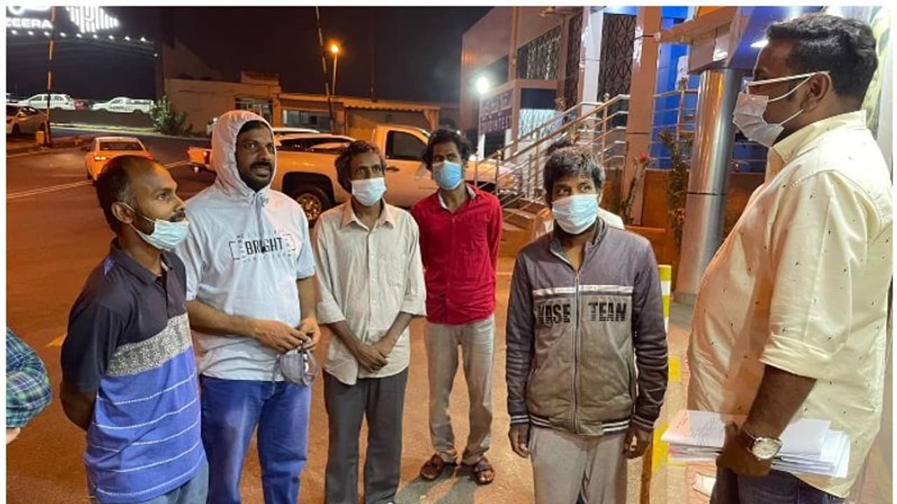 Gulf News | 15 വര്‍ഷത്തെ പ്രവാസ ജീവിതം, 5 വര്‍ഷത്തെ ജയില്‍വാസം; ഒടുവില്‍ ഇന്ത്യക്കാര്‍ നാട്ടിലേക്ക്