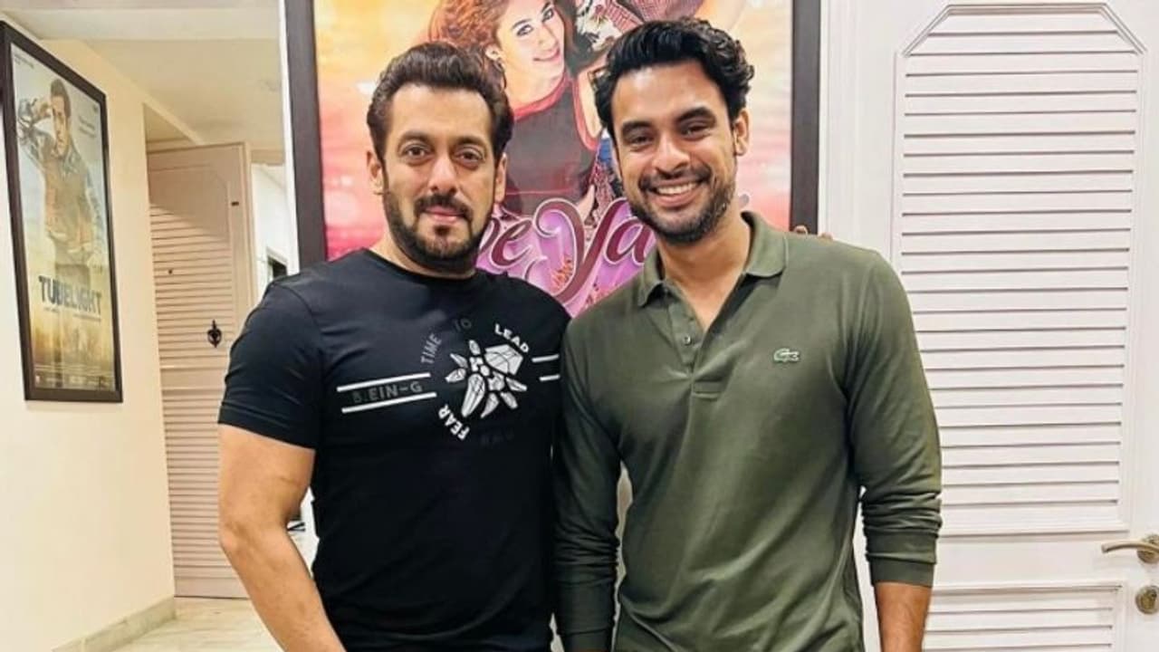 Tovino Thomas : 'എന്നെ സന്തോഷിപ്പിച്ചത് അതാണ്'; സല്മാന് ഖാനുമായുള്ള കൂടിക്കാഴ്ചയെക്കുറിച്ച് ടൊവീനോ തോമസ് Tovino Thomas : 'എന്നെ സന്തോഷിപ്പിച്ചത് അതാണ്'; സല്മാന് ഖാനുമായുള്ള കൂടിക്കാഴ്ചയെക്കുറിച്ച് ടൊവീനോ തോമസ്