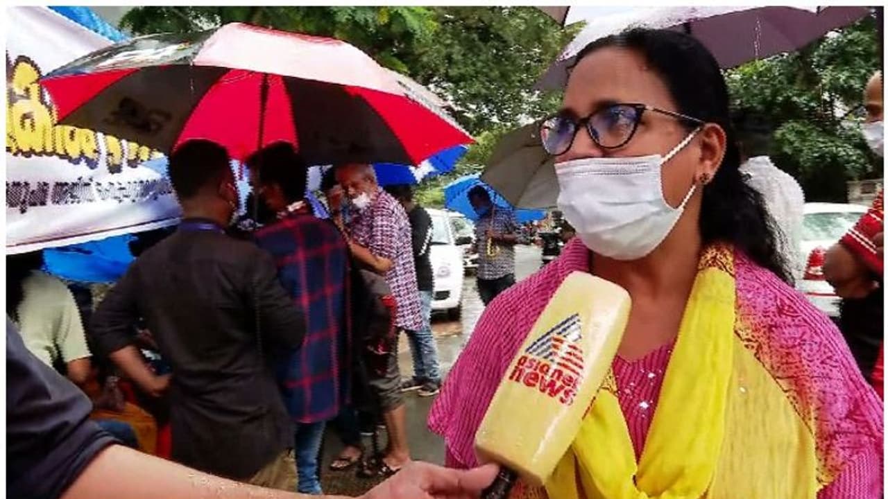 Anupama : 'ഒരമ്മയുടെ സഹനസമരം വിജയം കണ്ട ദിവസം', ചരിത്ര നിമിഷമെന്ന് കെ കെ രമ