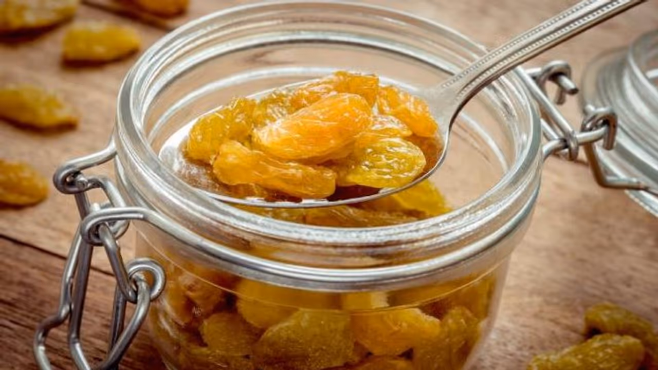 Health: உலர் திராட்சை தம்மாதூண்டு தான் இருக்கு.... அதுல இவ்வளவு நன்மைகளா?