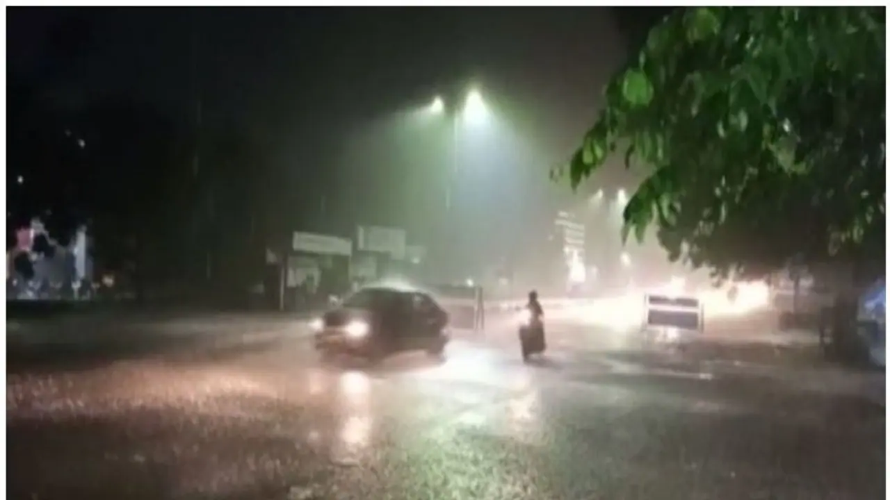 Kerala Rain: സംസ്ഥാനത്ത് ഇന്നും ശക്തമായ മഴ; തിരുവനന്തപുരത്ത് വിദ്യാഭ്യാസ സ്ഥാപനങ്ങൾക്ക് അവധി