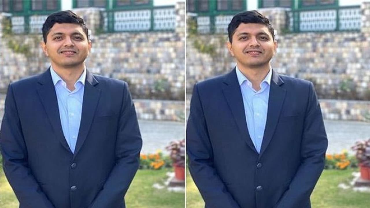 రేప్ కేసులో ట్రైనీఐఏఎస్ కి 15 రోజుల ముందస్తు బెయిల్.. నపుంసకత్వ పరీక్షకు ఆదేశించిన హైకోర్టు.. రేప్ కేసులో ట్రైనీఐఏఎస్ కి 15 రోజుల ముందస్తు బెయిల్.. నపుంసకత్వ పరీక్షకు ఆదేశించిన హైకోర్టు..