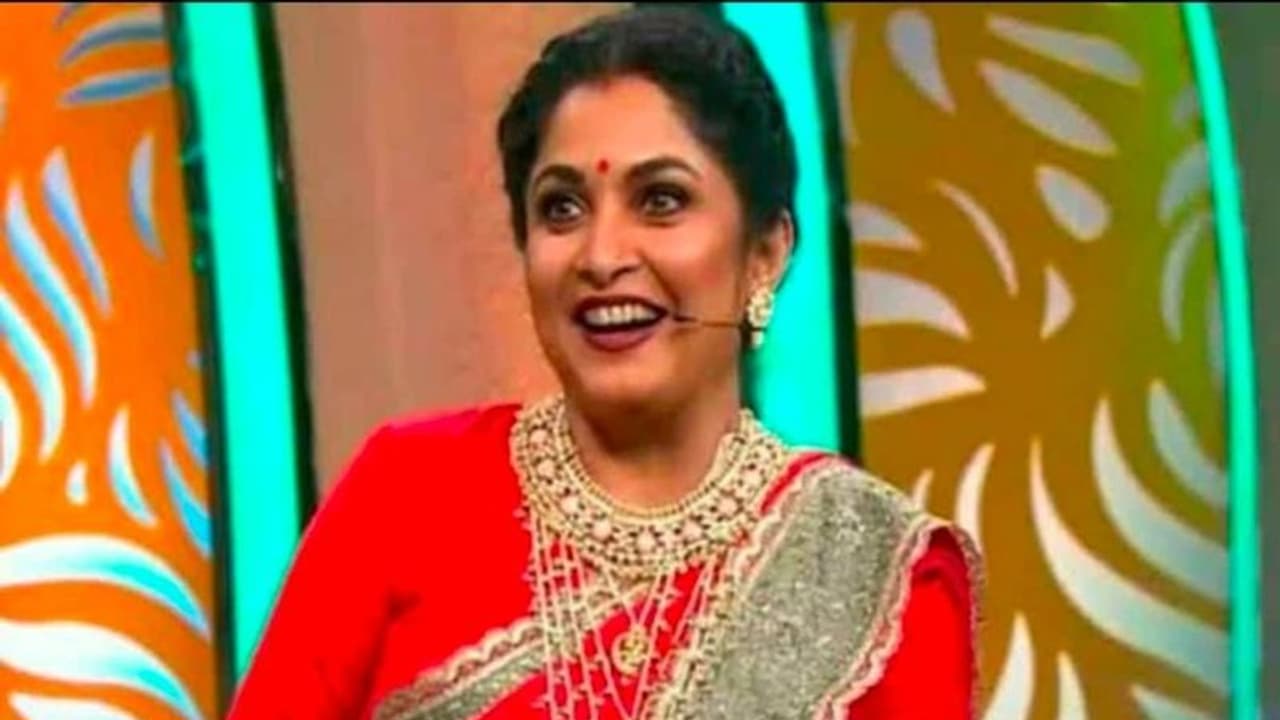 BiggBossTamil|கமலுக்கு பதிலாக களமிறங்கிய ராஜமாதா.. பிக் பாஸ் செட்டில் பரபரப்பு.. BiggBossTamil|கமலுக்கு பதிலாக களமிறங்கிய ராஜமாதா.. பிக் பாஸ் செட்டில் பரபரப்பு..