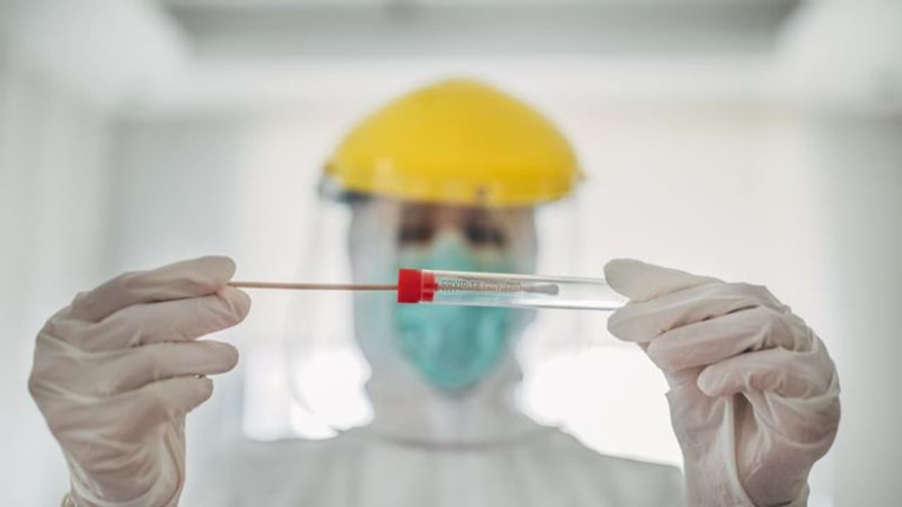 United Kingdom reports first death from Omicron variant of COVID 19, Boris Johnson confirms