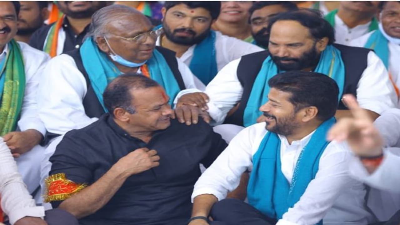 Komatireddy Venkatreddy: నిన్న భట్టి.. నేడు రేవంత్ రెడ్డి! సలార్‌ పాటతో కోమటిరెడ్డి వరుస ట్వీట్లు