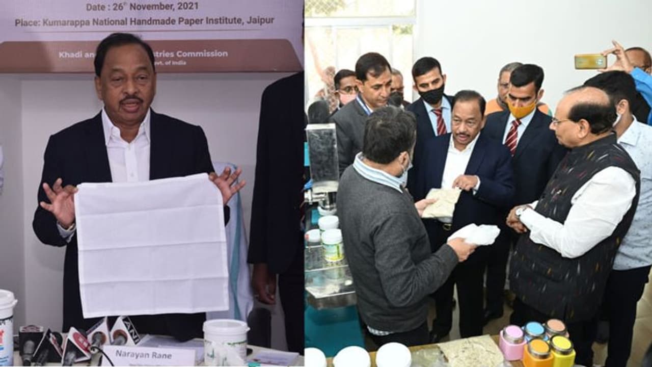 Innovation: गाय के गोबर के प्रयोग से तैयार हुई एंटी बैक्टीरियल ईको फ्रेंडली खादी, यानी बीमारियों से होगा बचाव Innovation: गाय के गोबर के प्रयोग से तैयार हुई एंटी बैक्टीरियल ईको फ्रेंडली खादी, यानी बीमारियों से होगा बचाव