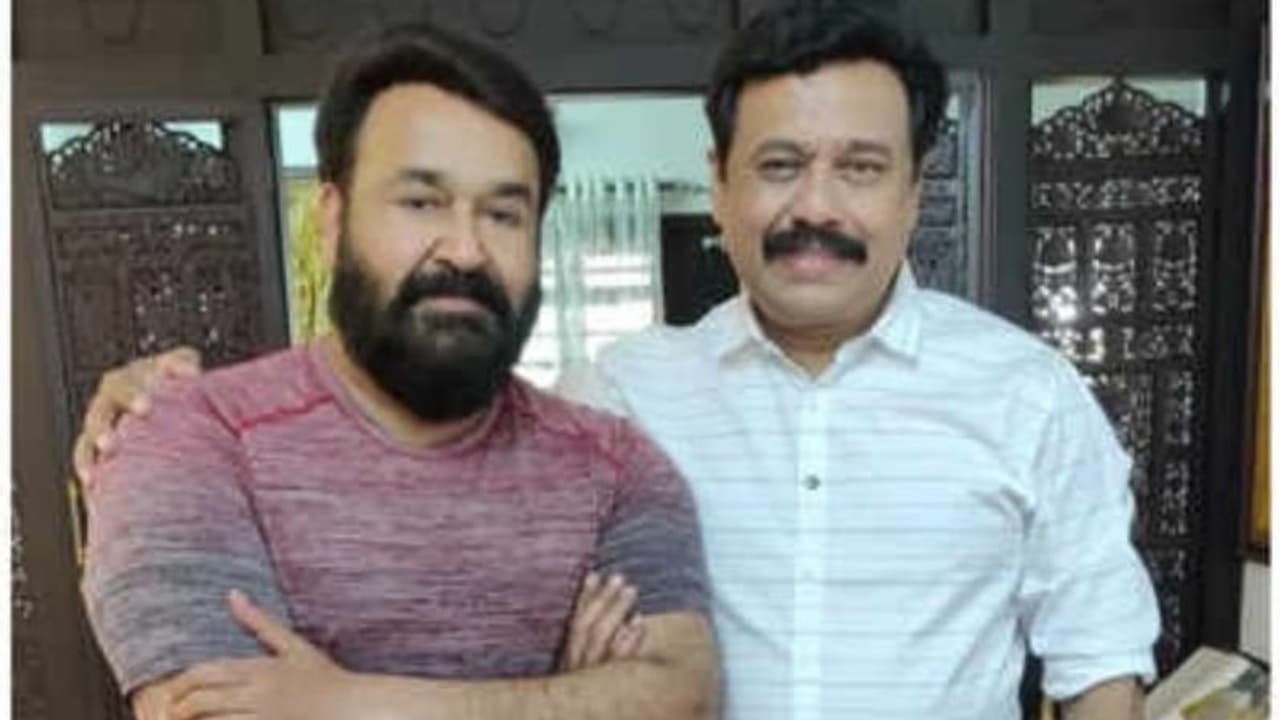 mohanlal: മോഹന്ലാലുമായുള്ള സിനിമ എന്ന് ? ആരാധകന്റെ ചോദ്യത്തിന് മറുപടിയുമായി വിനയന് mohanlal: മോഹന്ലാലുമായുള്ള സിനിമ എന്ന് ? ആരാധകന്റെ ചോദ്യത്തിന് മറുപടിയുമായി വിനയന്