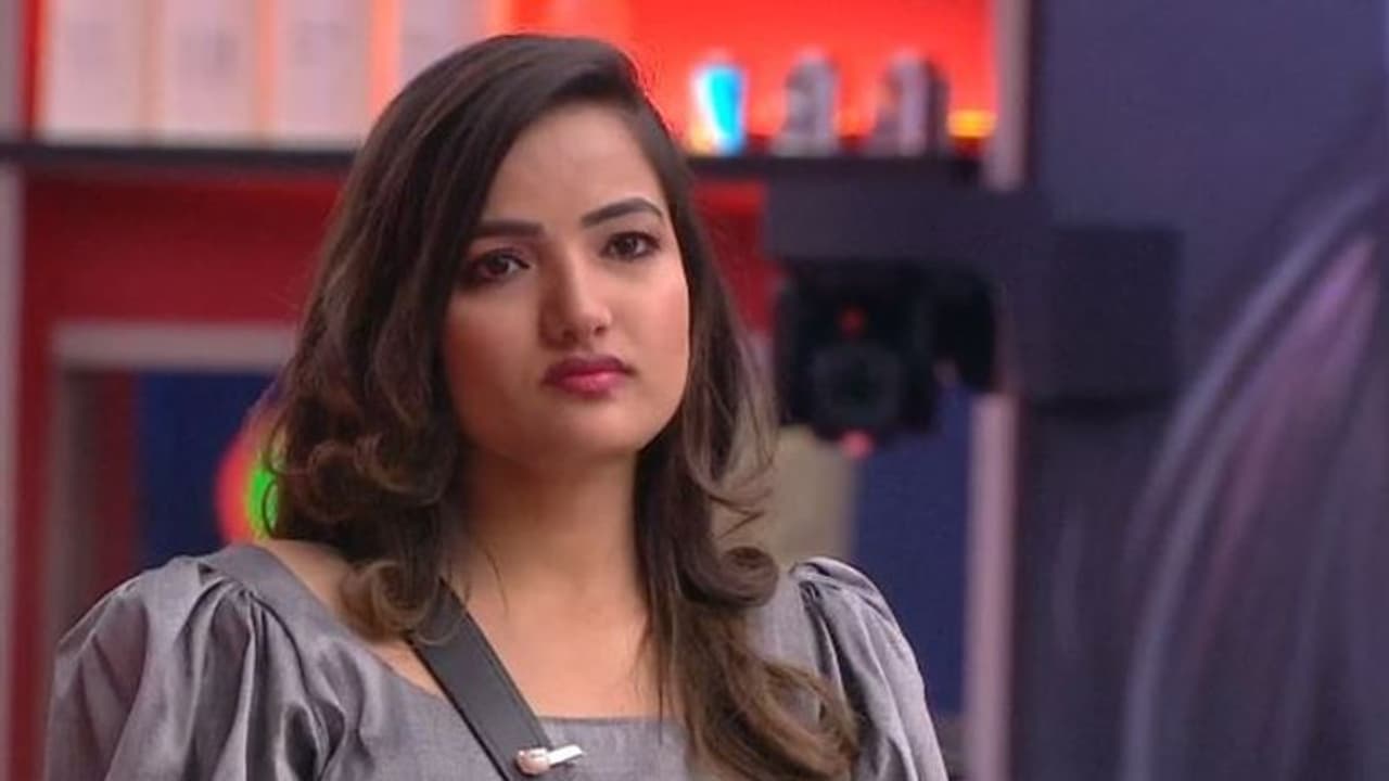 సన్నీ పక్కా.. సిరి ప్రియుడు రాగానే బిజియంతో మోతెక్కించిన బిగ్ బాస్ సన్నీ పక్కా.. సిరి ప్రియుడు రాగానే బిజియంతో మోతెక్కించిన బిగ్ బాస్