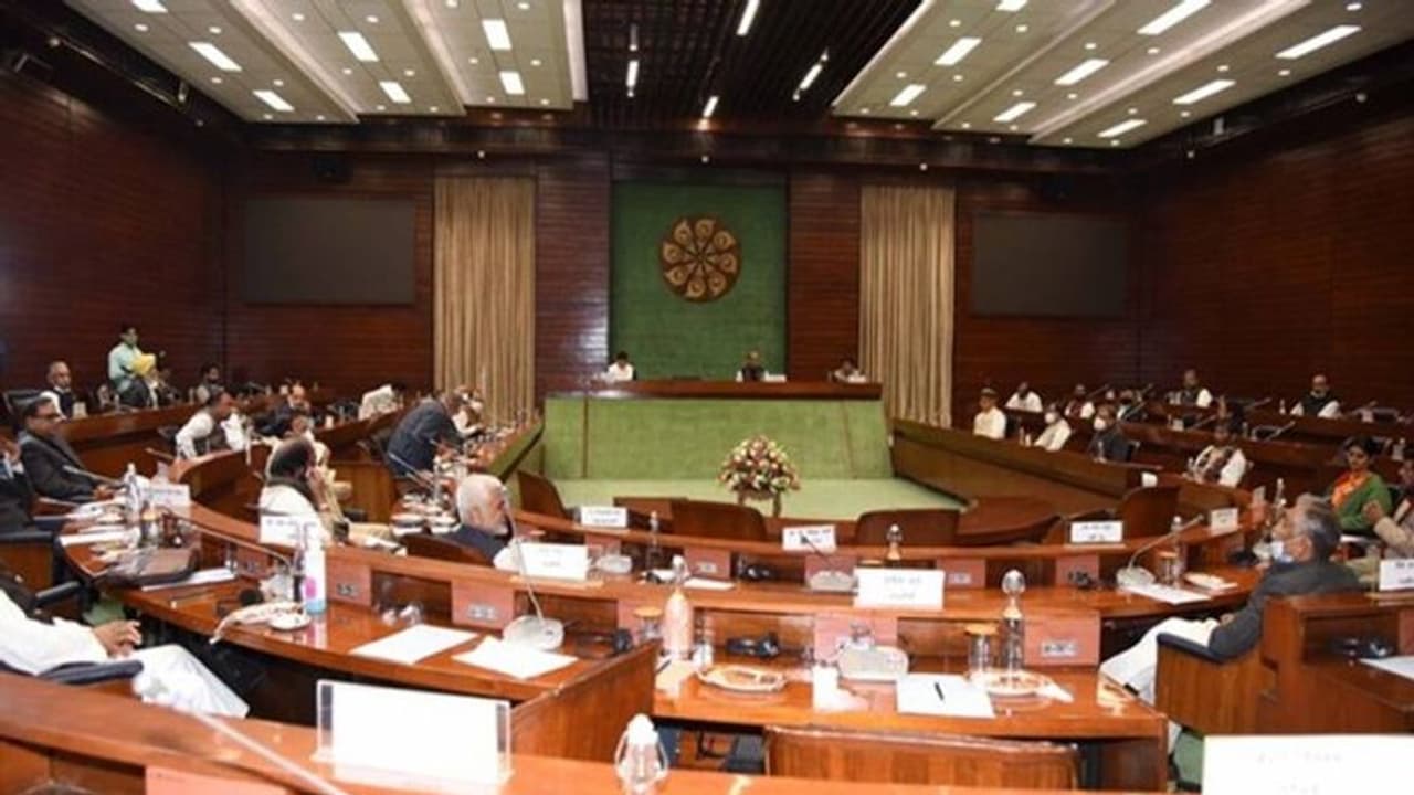 పార్లమెంటు బడ్జెట్ సమావేశాలు : 11 మంది ఆర్‌ఎస్ ఎంపీల సస్పెన్షన్ ఎత్తివేత.. 