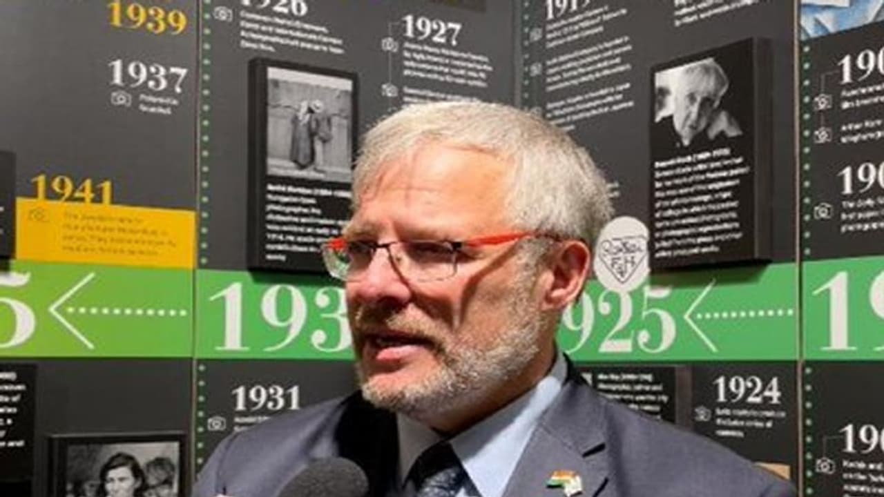 Omicron से इजराइल अलर्ट: बॉर्डर सील, विदेशी यात्रियों की एंट्री बैन, भारतीयों को लौटने की छूट Omicron से इजराइल अलर्ट: बॉर्डर सील, विदेशी यात्रियों की एंट्री बैन, भारतीयों को लौटने की छूट