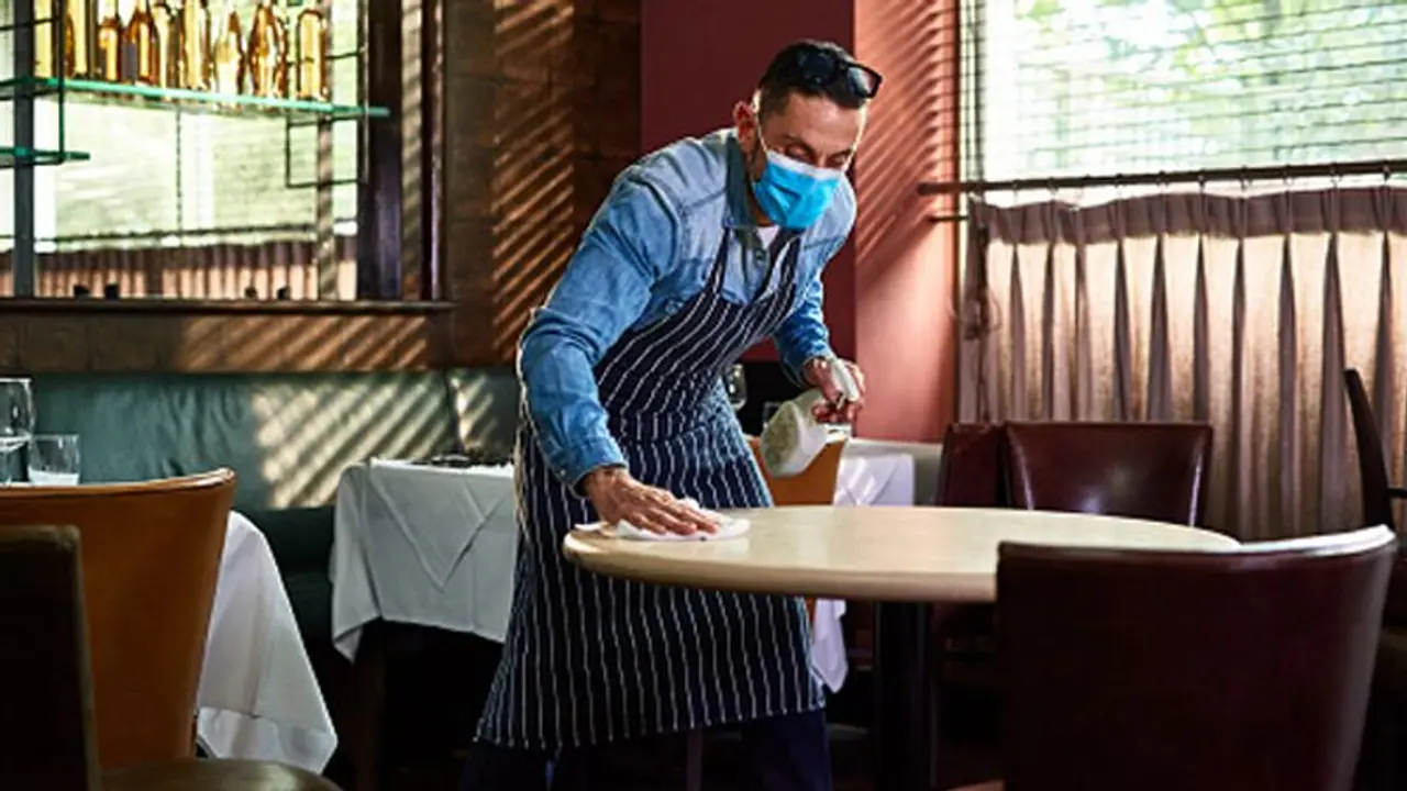 ब्रिटेन में ऐसा क्या हुआ जो सरकार ने उठाया सख्त कदम, मास्क न पहनने पर 6 लाख रु तक का जुर्माना ब्रिटेन में ऐसा क्या हुआ जो सरकार ने उठाया सख्त कदम, मास्क न पहनने पर 6 लाख रु तक का जुर्माना