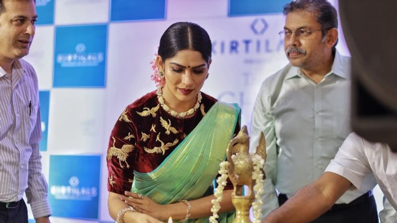 kirtilals : കീർത്തിലാൽസ് സവിശേഷ ശേഖരമായ ദി ആൽക്കെമിസ്റ്റ് കൊച്ചിയിൽ അവതരിപ്പിക്കുന്നു kirtilals : കീർത്തിലാൽസ് സവിശേഷ ശേഖരമായ ദി ആൽക്കെമിസ്റ്റ് കൊച്ചിയിൽ അവതരിപ്പിക്കുന്നു