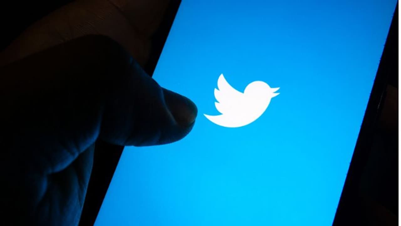 വീണ്ടും ഏറ്റുമുട്ടി ട്വിറ്ററും കേന്ദ്രവും ; നിയമവഴി തേടി ട്വിറ്റർ വീണ്ടും ഏറ്റുമുട്ടി ട്വിറ്ററും കേന്ദ്രവും ; നിയമവഴി തേടി ട്വിറ്റർ