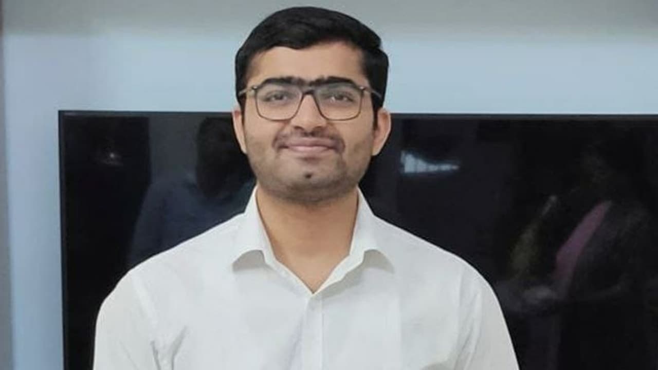 Success Story: विदेश में जॉब का ऑफर छोड़ UPSC की शुरू की तैयारी, नतीजा 2020 में मिली 29वीं रैक