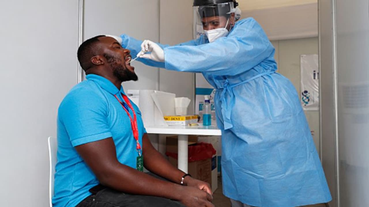 Omicron Variant: ದಕ್ಷಿಣ ಆಫ್ರಿಕಾದಲ್ಲಿ 4ನೇ ಅಲೆ: ಹೊಸ ಪ್ರಕರಣಗಳಲ್ಲಿ ಭಾರೀ ಏರಿಕೆ!