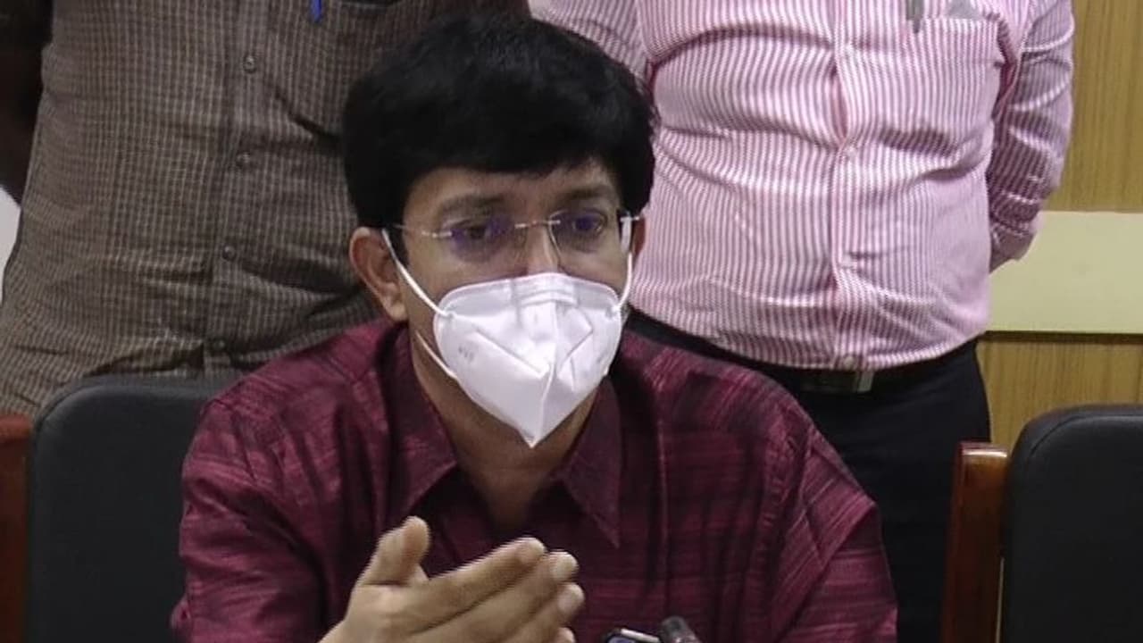 அலர்ட்..! அதிகரிக்கும் கொரோனா..எல்லா மாவட்டங்களிலும் இதையெல்லாம் கண்டிப்பாக பின்பற்றுங்கள்.. செயலர் கடிதம் அலர்ட்..! அதிகரிக்கும் கொரோனா..எல்லா மாவட்டங்களிலும் இதையெல்லாம் கண்டிப்பாக பின்பற்றுங்கள்.. செயலர் கடிதம்