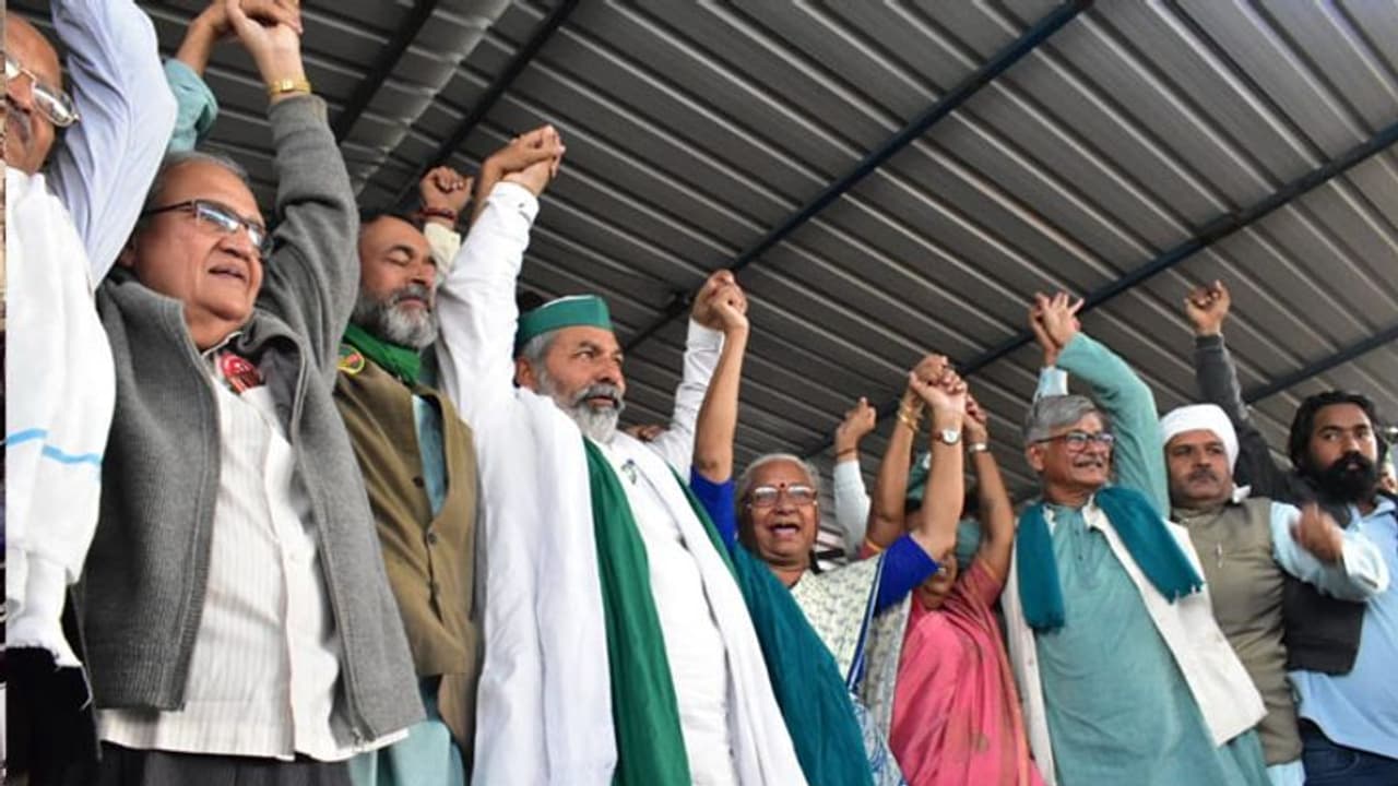 Rakesh Tikait: ১৫ ডিসেম্বরের মধ্যে খালি হয়ে যাবে সব বিক্ষোভস্থল, ঘোষণা টিকাইতের