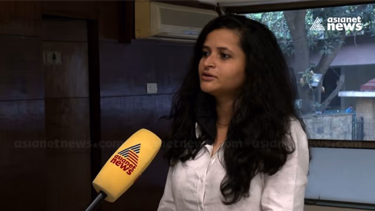 'ടൂൾ കിറ്റ് കേസിന്റെ പേരിൽ വ്യാജ പ്രചരണവും വേട്ടയാടലും', പ്രതിയാക്കപ്പെട്ട മലയാളി അഭിഭാഷക 'ടൂൾ കിറ്റ് കേസിന്റെ പേരിൽ വ്യാജ പ്രചരണവും വേട്ടയാടലും', പ്രതിയാക്കപ്പെട്ട മലയാളി അഭിഭാഷക