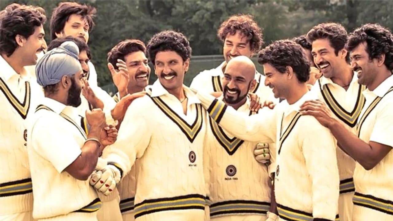 83 Movie Gossip: কপিল দেবের ভূমিকায় অর্জুন না রণবীর, ৮৩ ছবির মুখ পছন্দ নিয়ে কী বললেন পরিচালক 83 Movie Gossip: কপিল দেবের ভূমিকায় অর্জুন না রণবীর, ৮৩ ছবির মুখ পছন্দ নিয়ে কী বললেন পরিচালক