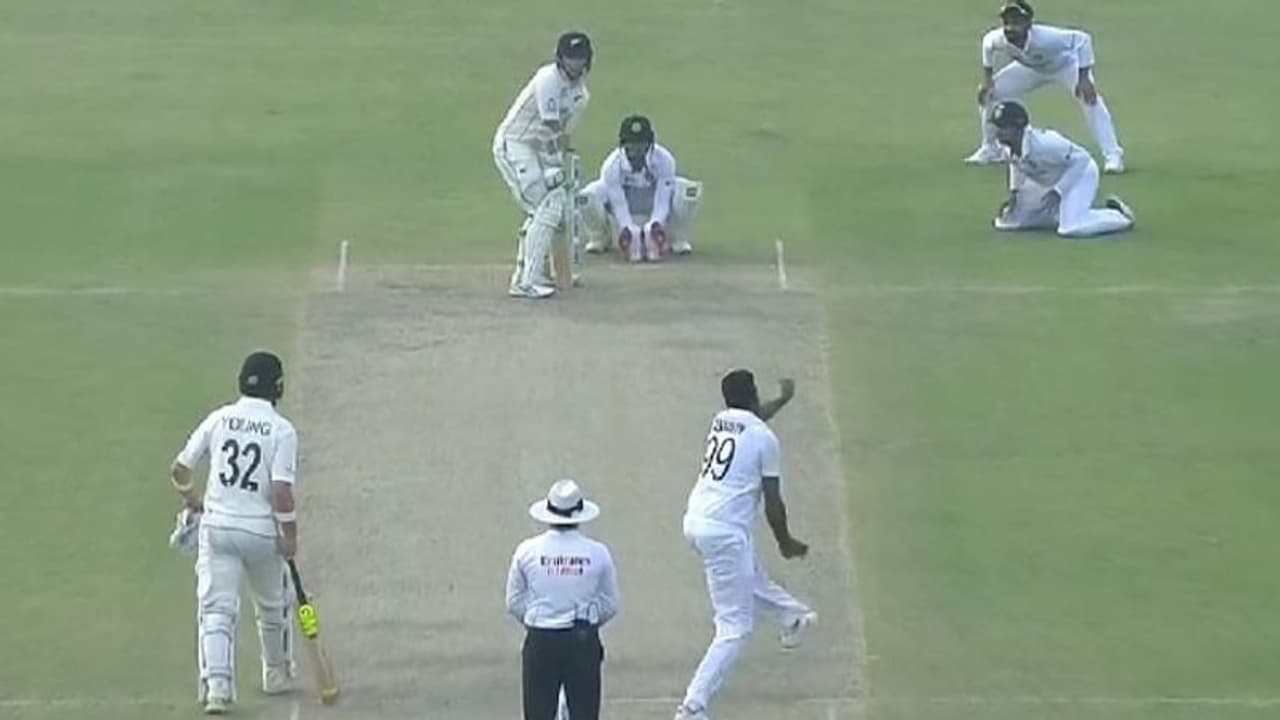 Ind Vs Nz: అందులో తప్పేమీ లేదు.. అలాక్కూడా ఫీల్డింగ్ చేయొచ్చు.. మయాంక్ కు అండగా నిలిచిన క్రికెట్ ఎక్స్పర్ట్ Ind Vs Nz: అందులో తప్పేమీ లేదు.. అలాక్కూడా ఫీల్డింగ్ చేయొచ్చు.. మయాంక్ కు అండగా నిలిచిన క్రికెట్ ఎక్స్పర్ట్