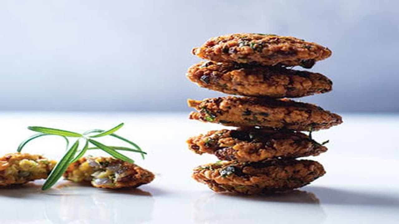 Famous Food of India: दाल बाटी या चूरमा नहीं, ये है राजस्थान का फेमस कलमी वड़ा, झटपट घर पर बनाएं ये शानदार डिश